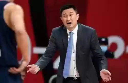 杜锋主动调整阵容(2kol2怎么调整阵容)插图1