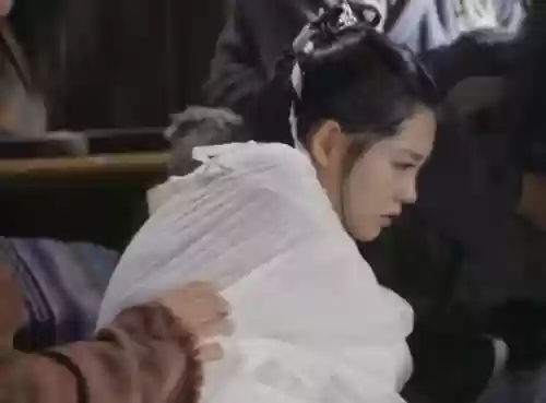 倚天屠龙记周芷若被丐帮哪一集(张无忌与周芷若成亲是哪一集)插图2 倚天屠龙记周芷若被丐帮哪一集(张无忌与周芷若成亲是哪一集)插图2