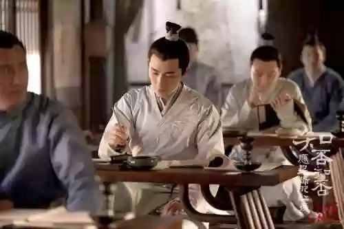 闪闪搭配阵容(闪烁之光最强阵容搭配)