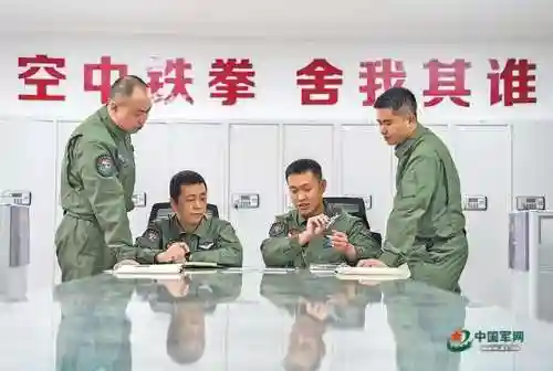 篮球大师阵容编组配置(nba篮球大师最好的组合)插图2