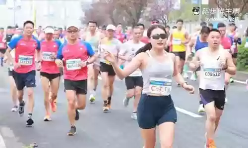 比利海灵顿(比利van原版视频)插图1