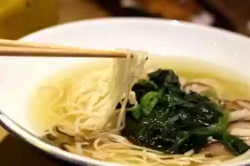 过桥米线阵容(过桥米线配菜图片大全)插图5