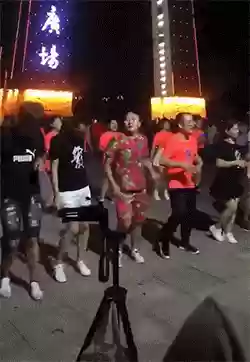 新还珠格格演员阵容宣传片(新还珠格格全部演员)插图25 新还珠格格演员阵容宣传片(新还珠格格全部演员)插图25