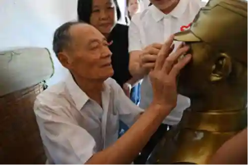 守护幸福联盟所有阵容(公主联盟最强阵容)