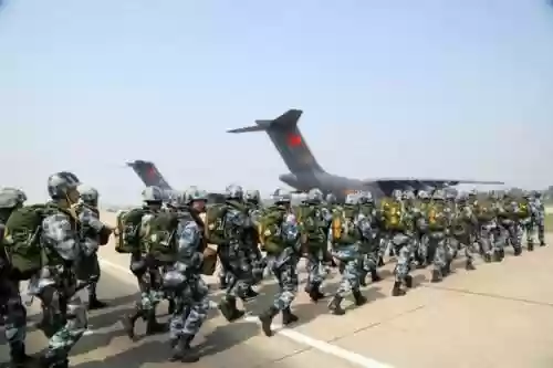 飞机上豪华阵容叫什么阵容(70周年国庆飞机是什么型号)插图16