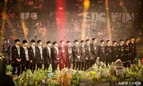 英雄联盟7周年庆典(英雄联盟现在几周年了)插图4