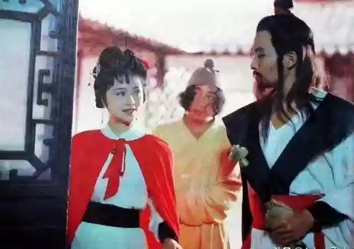 老版武侠小说大全(80年代武侠小说)插图7 老版武侠小说大全(80年代武侠小说)插图7