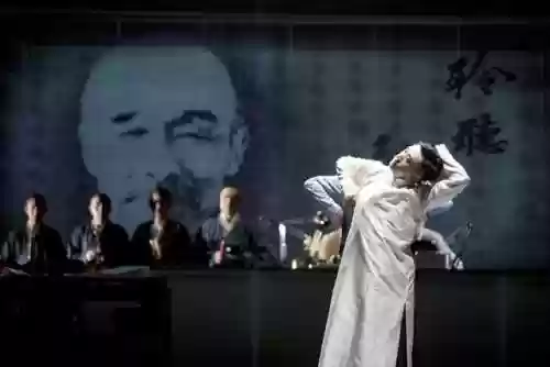 话剧聆听弘一阵容(游本昌话剧《弘一大师》)