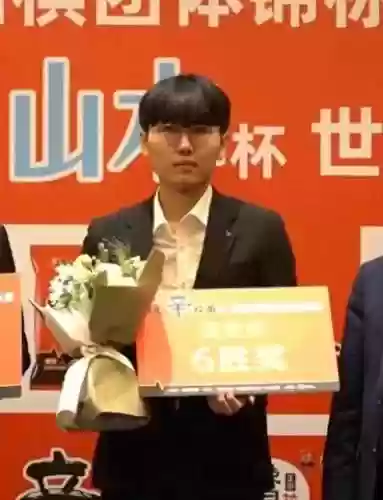 嘴嘴三国今年最新阵容(三国最强阵容搭配)