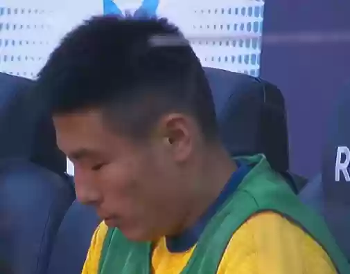 武磊为什么打不上首发阵容(武磊为什么不能打中场)插图2 武磊为什么打不上首发阵容(武磊为什么不能打中场)插图2