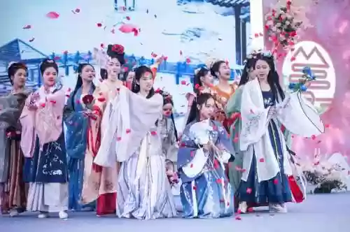 玫瑰小镇嫁接花列表(玫瑰小镇嫁接最容易出大虫的)插图5