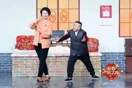 喜剧之夜2022阵容搭配(云顶之弈s10最强阵容搭配)插图2