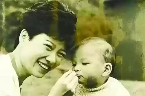 玫瑰故事阵容(玫瑰故事四个男主角是谁)插图1