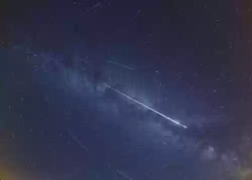 人死在太空中会腐烂吗(人死100天身体腐烂没)插图3