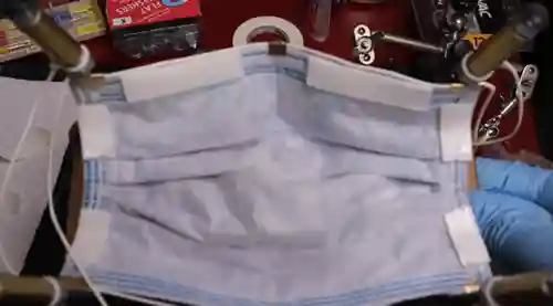 用一个口罩做一把枪(用纸壳做简单的枪)插图24
