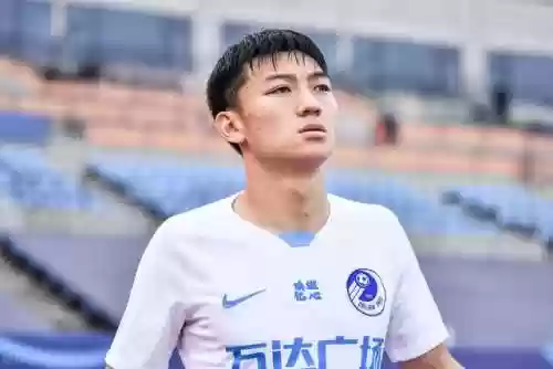 山东鲁能2021阵容升级(山东鲁能队员大名单)插图3 山东鲁能2021阵容升级(山东鲁能队员大名单)插图3