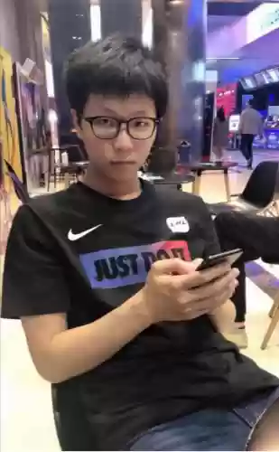 斗鱼上单阵容主播是谁(斗鱼目前排名前十的主播)插图2