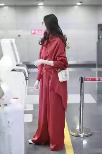 过年明艳阵容(福星阵容都有谁)插图2