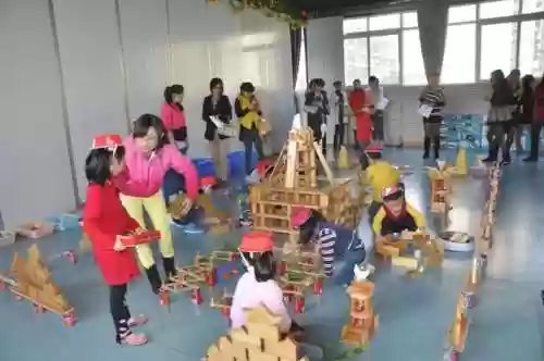 幼儿园小游戏室内(幼儿游戏大全100个)插图2