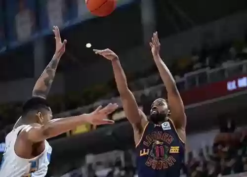 季后赛首轮阵容推荐中国(nba季后赛首轮赛程)