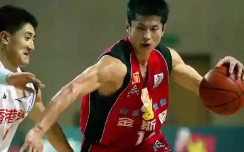 篮球赛小个子阵容搭配(1米5小个子阔腿裤搭配)
