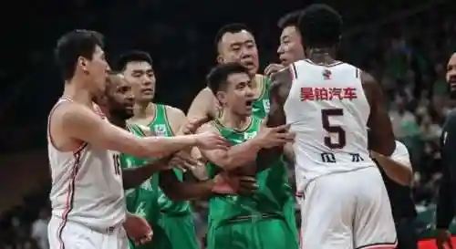 辽宁广东最佳阵容(2021—2022广东cba阵容)插图1