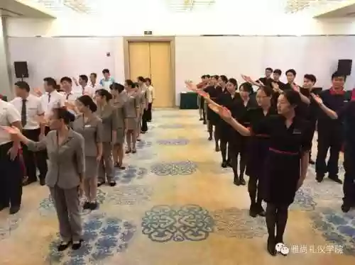 礼仪阵容培训(礼仪培训ppt课件)插图9