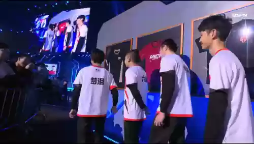 最弱阵容打最强阵容王者(王者单挑什么英雄最弱)
