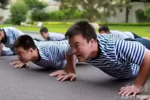 海军节明星阵容图片卡通(现在海军服装图片大全)插图17