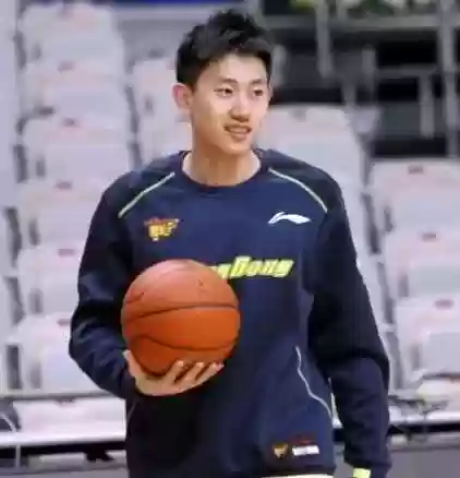 广东阵容照片(广东队队员名单 照片)插图1