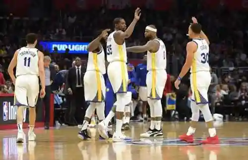湖人银河战舰阵容(皇马银河战舰一代阵容站位)