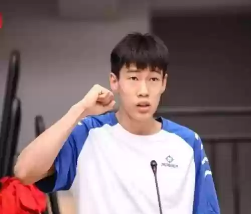 辽宁男篮青训四大天王阵容(辽宁男篮首发阵容)插图2