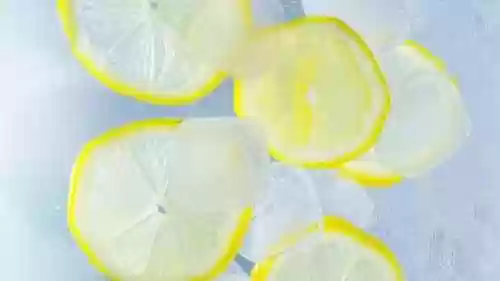 冰葡萄放在小洞里榨成果汁(如何将冰葡萄一颗一颗往里堆)插图7