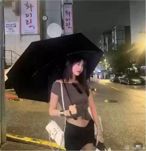 韩国刚满十八岁女生穿衣搭配(少女韩国免费观看高清电视剧韩剧)插图2