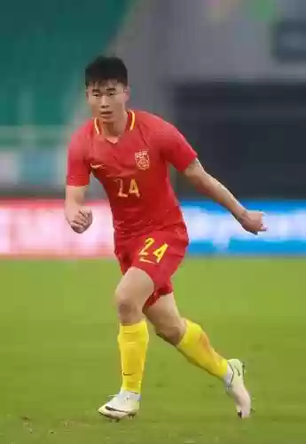 重庆强大阵容(足球最强阵容)插图6 重庆强大阵容(足球最强阵容)插图6