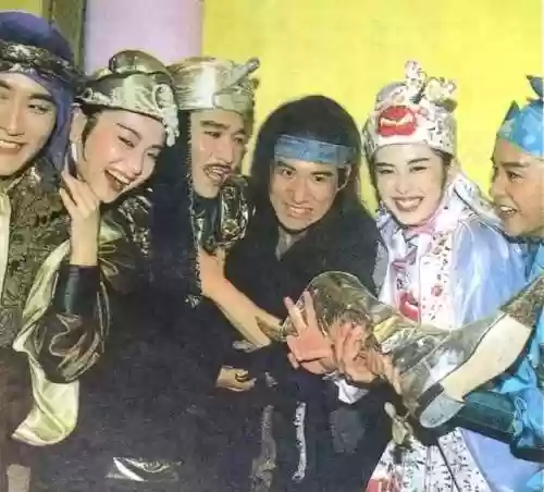 最强阵容喜剧(最佳阵容游戏)插图23 最强阵容喜剧(最佳阵容游戏)插图23