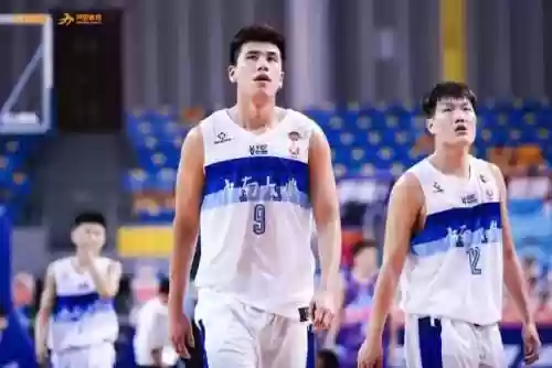 广东阵容照片(广东队队员名单 照片)插图4