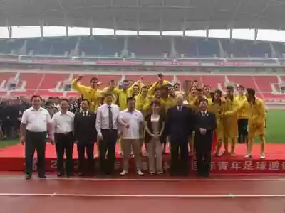2012赛季鲁能阵容(99年鲁能夺冠主力阵容)插图12
