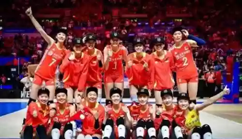 中国女排世界首发阵容是(中国女排几次世界冠军)