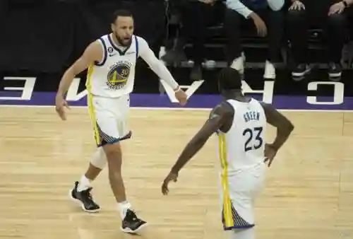 雷霆对勇士最强阵容(nba历史最强五人阵容)插图3