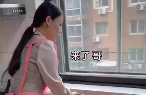 泡泡龙脸上的黑斑是怎么回事(脸上出现黑色凸起黑斑)插图20