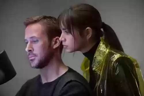 银翼杀手2049演员表(银翼杀手K是谁的儿子)插图6