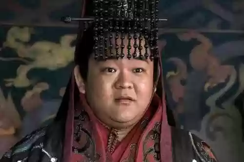 三国之逐霸天下(三国之雄霸天下的故事简介)