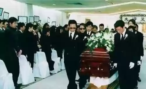 阵容纪念梅艳芳(纪念梅艳芳十周年群星)插图10 阵容纪念梅艳芳(纪念梅艳芳十周年群星)插图10