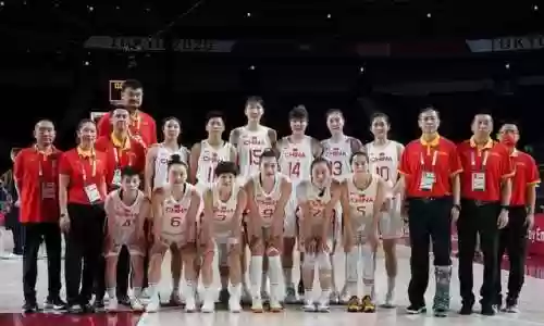 女子篮球阵容(篮球阵容位置图解)插图10