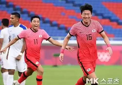 韩国6球狂胜洪都拉斯阵容(韩国足球历史最佳阵容)插图2