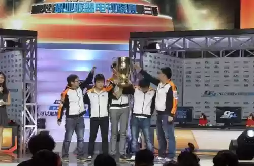 绝迹夺冠阵容(诺坎普奇迹阵容)插图1