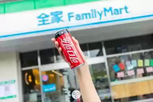 可口可乐星阵容徽章限量(可口可乐与圣诞老人的设计)插图30