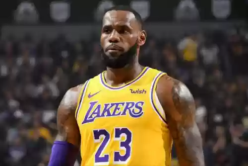 季后赛历史抢断王阵容(nba常规赛篮板榜历史排名)插图10