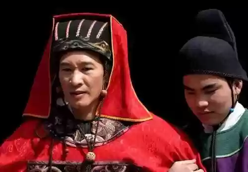 秋蝉豪华阵容(云顶之弈金克斯阵容推荐)插图6